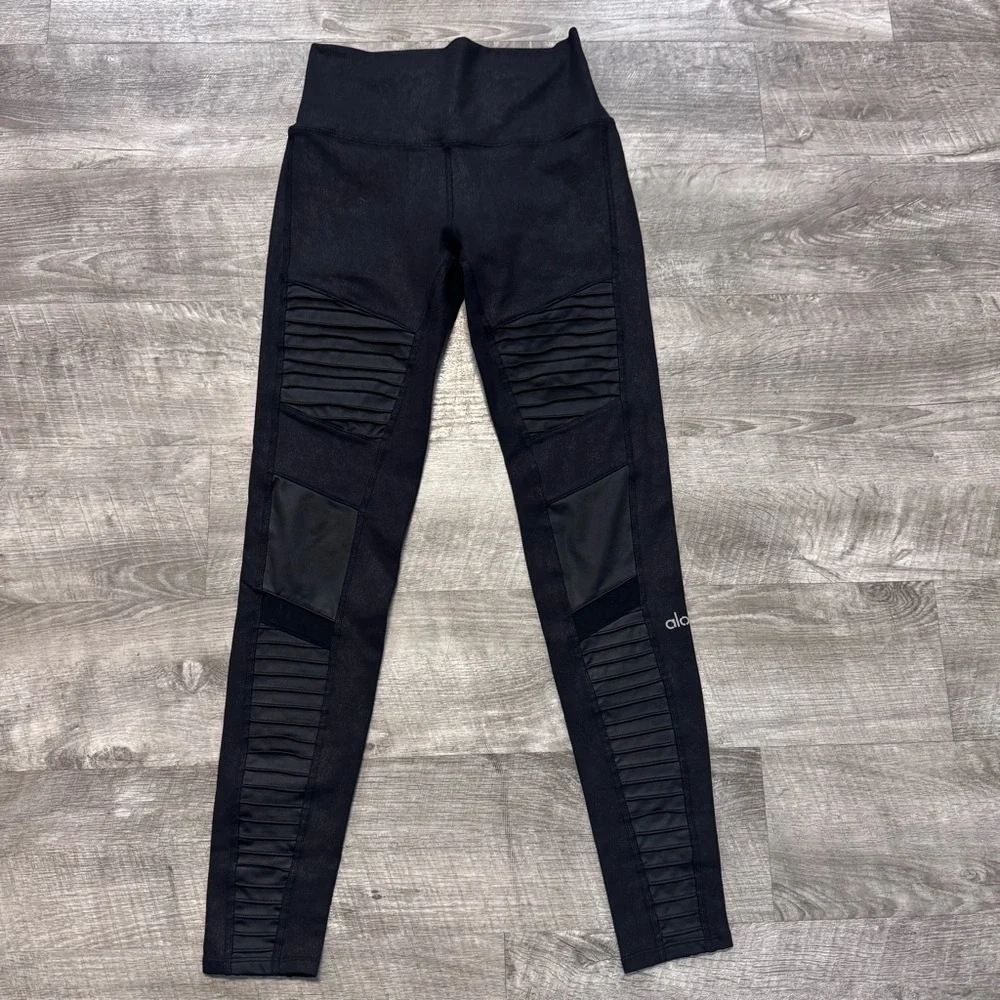 ALO Yoga High Waisted Black Full Length Moto Leggings Womens Sz. S